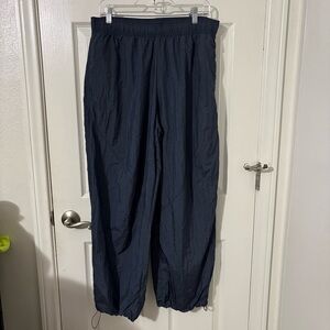 Athleta Womens Pants Blue Size Large Lunar Sheen Utility Mid Rise Pant Nylon